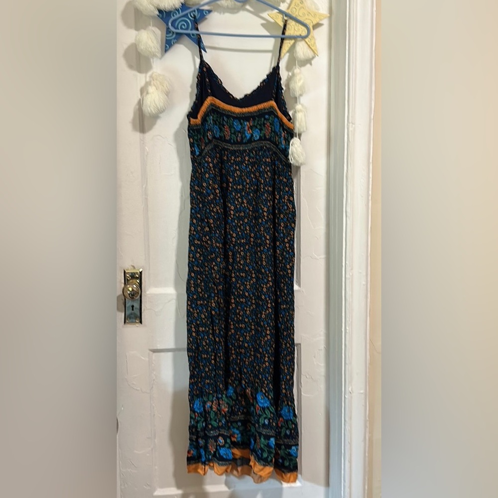 Dress - Picture 2 of 5